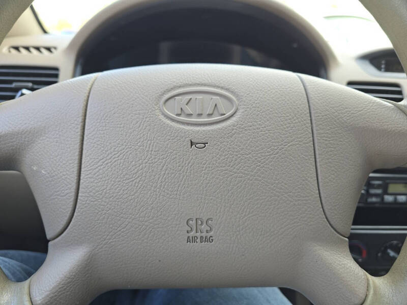 2003 Kia Rio