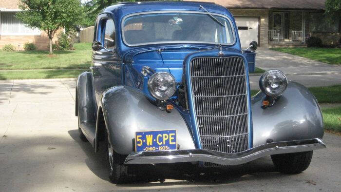 1935 Ford Coupe