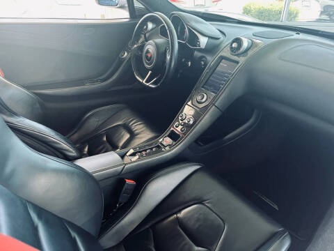 2012 McLaren MP4-12C