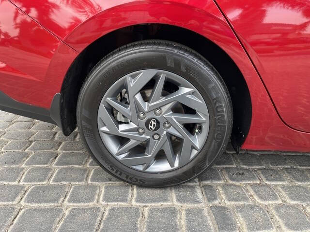 2024 Hyundai Elantra Hybrid Blue