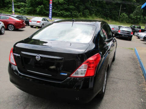 2012 Nissan Versa