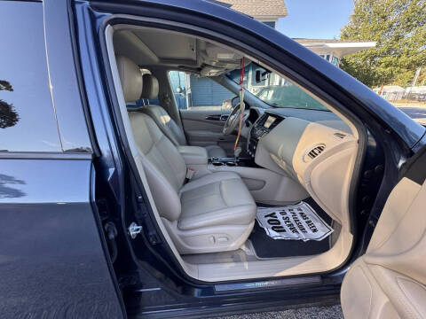 2014 Nissan Pathfinder SL