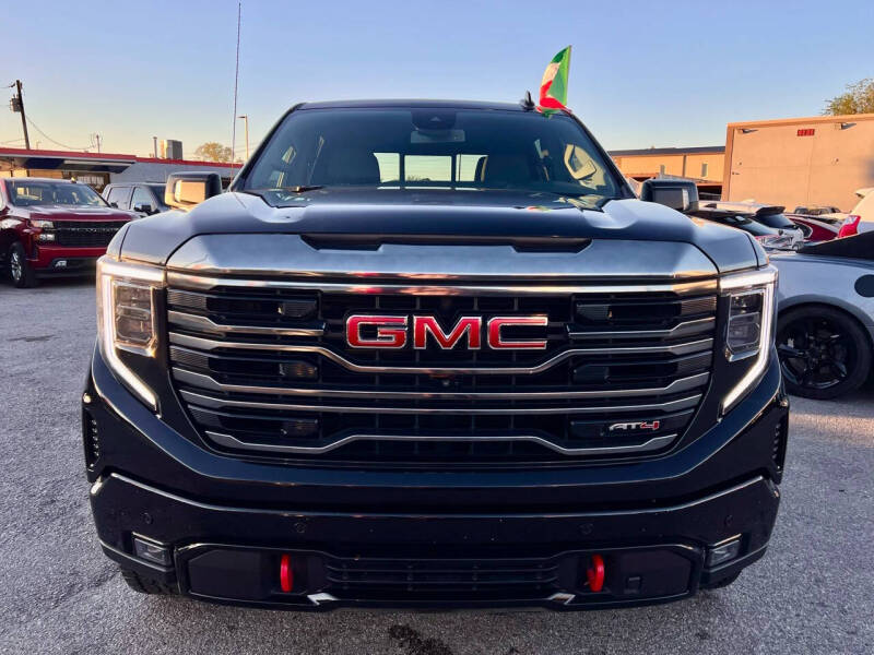 Used 2022 GMC Sierra 1500 AT4 with VIN 3GTUUEET7NG642160 for sale in Garland, TX