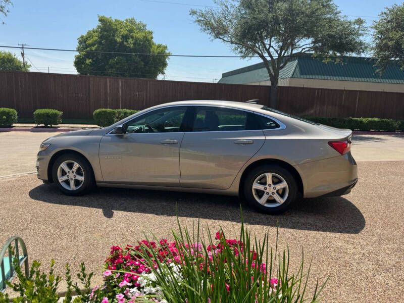 2022 Chevrolet Malibu LS