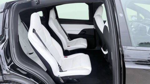 2022 Tesla Model X Plaid