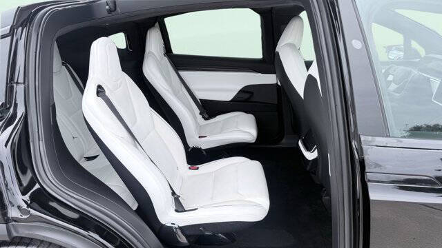 2022 Tesla Model X Plaid
