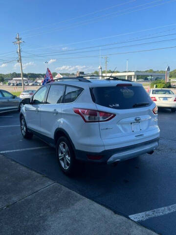 2016 Ford Escape SE