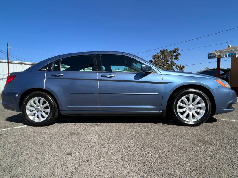2011 Chrysler 200 Touring