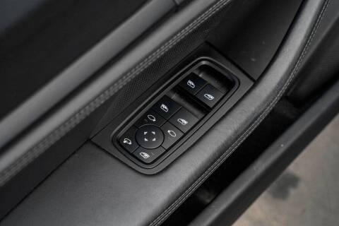 2023 Porsche Taycan Turbo