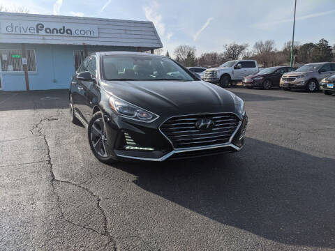 2019 Hyundai Sonata Hybrid for sale at DrivePanda.com in Dekalb IL