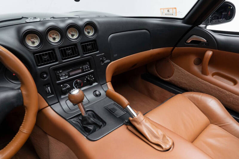 2002 Dodge Viper RT/10