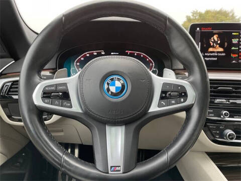 2022 BMW 5 Series 530e
