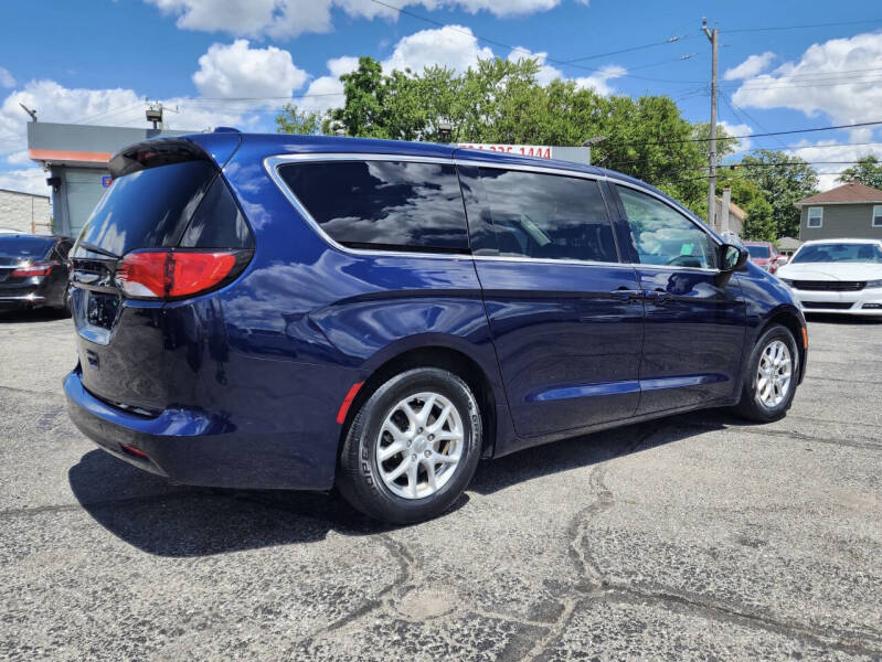 2017 Chrysler Pacifica Touring