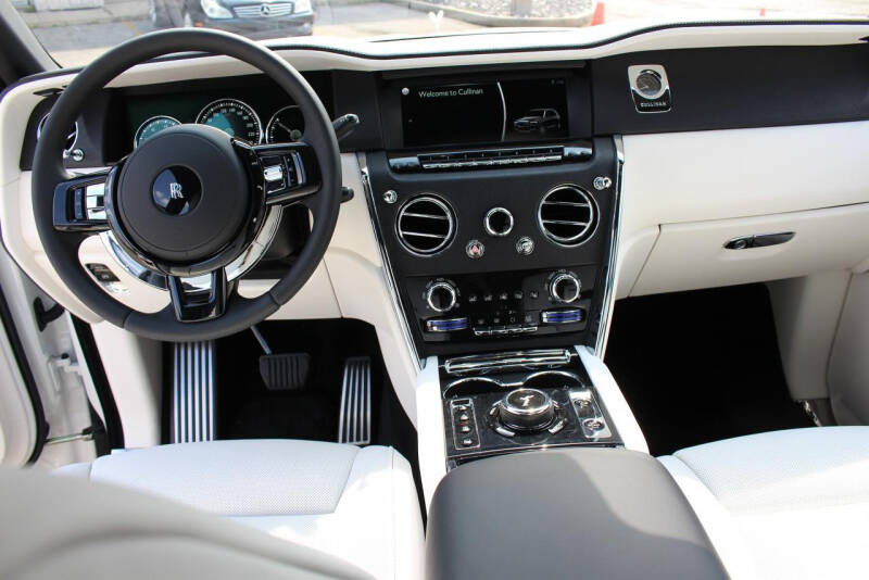 2023 Rolls-Royce Cullinan