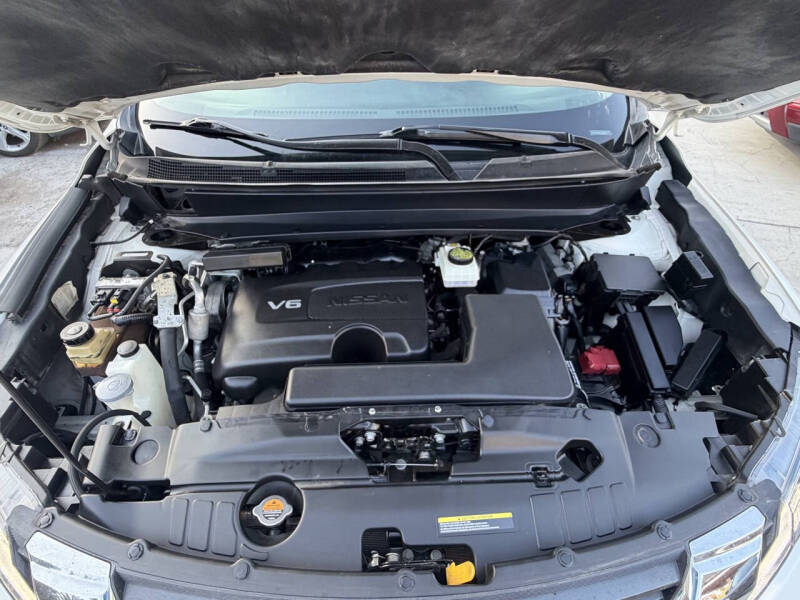 2020 Nissan Pathfinder S