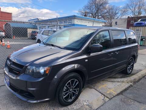 2014 Dodge Grand Caravan for sale at Five Brothers Auto in Camden NJ