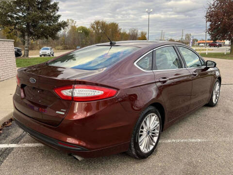 2016 Ford Fusion SE