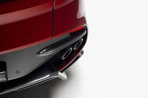 2023 Aston Martin DBS