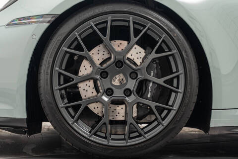 2025 Porsche 911 Carrera