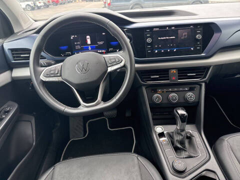 2022 Volkswagen Taos SE 4Motion