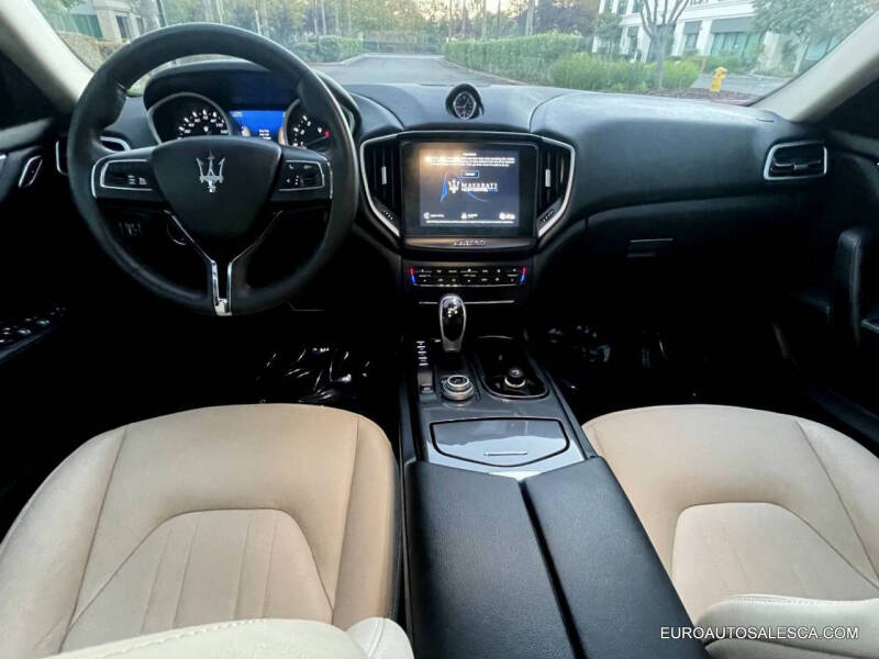 2018 Maserati Ghibli