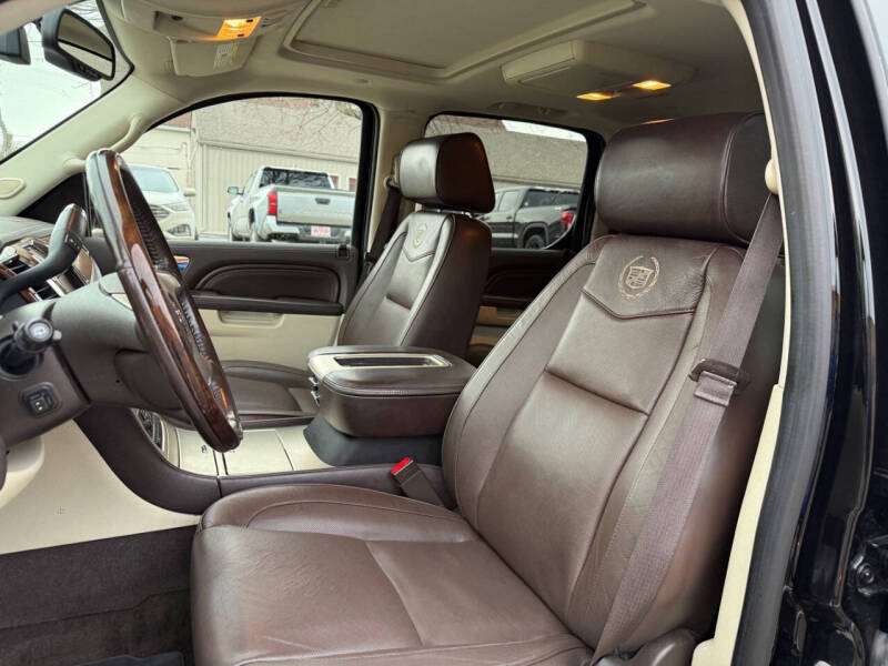 2014 Cadillac Escalade ESV Platinum
