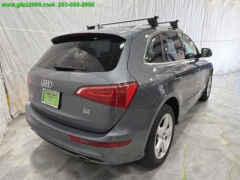 2012 Audi Q5 3.2 quattro Premium Plus