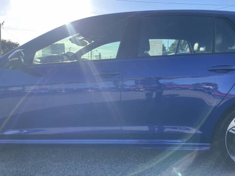 2016 Volkswagen Golf R 4Motion