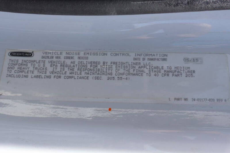 2016 Freightliner M2 106