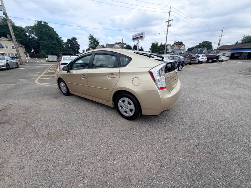 2011 Toyota Prius Two