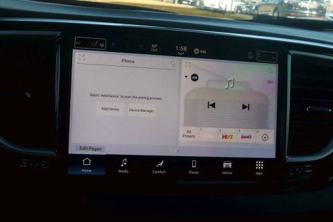 2026 Chrysler Voyager LX