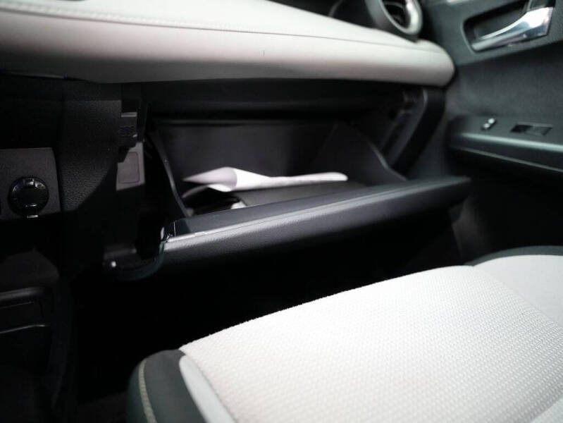 2017 Toyota RAV4 Hybrid XLE