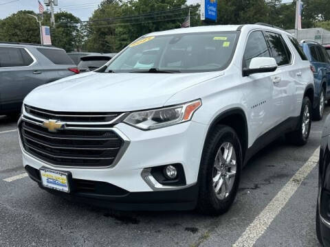 2021 Chevrolet Traverse for sale at CHEVROLET OF SMITHTOWN in Saint James NY
