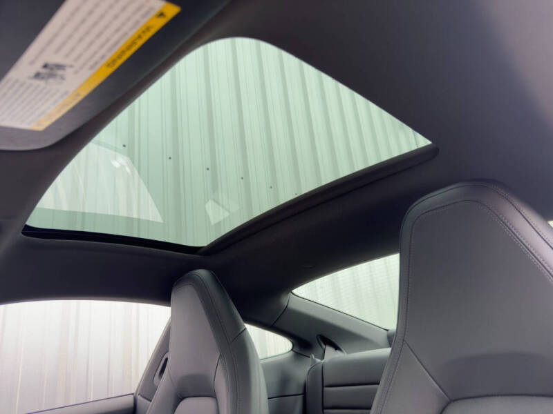 2021 Porsche 911 Carrera