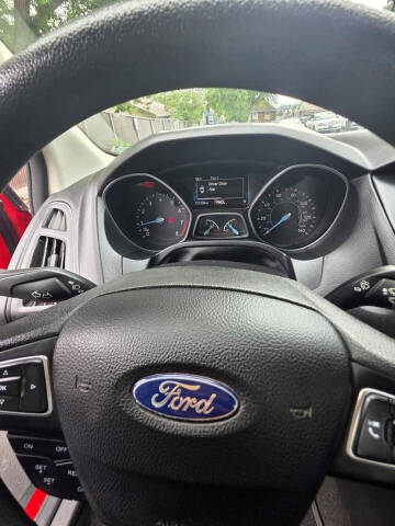 2017 Ford Focus SE