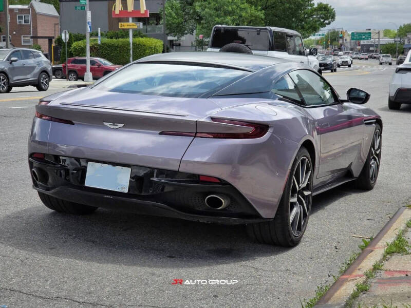 2017 Aston Martin DB11