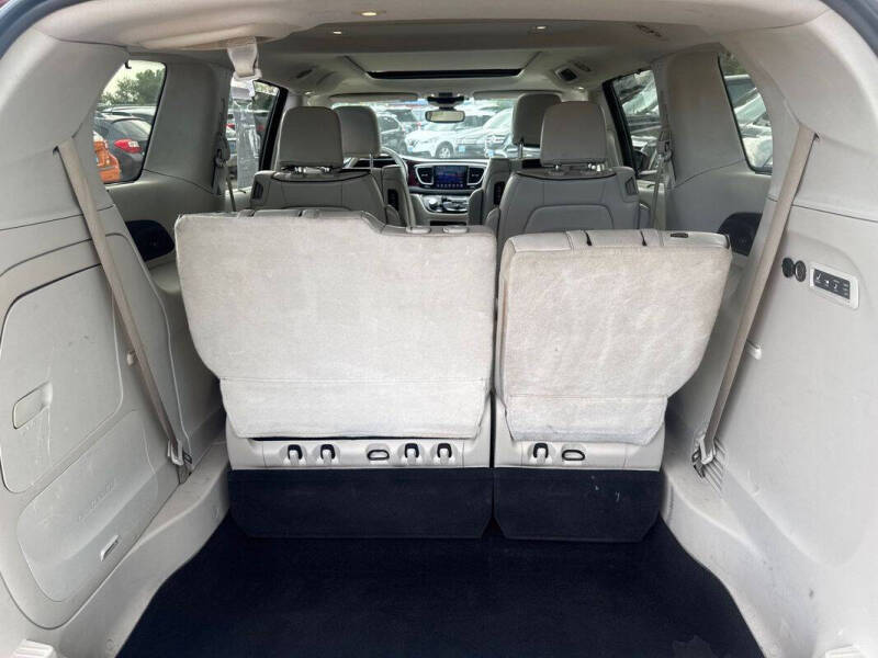 2017 Chrysler Pacifica Limited