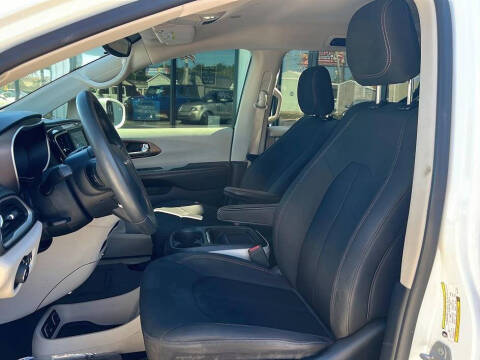 2018 Chrysler Pacifica Touring Plus
