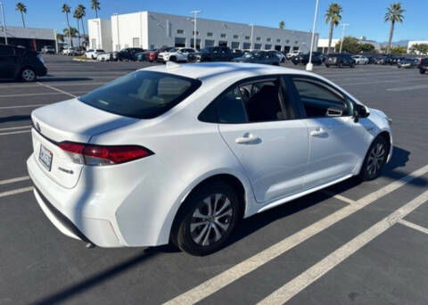 2020 Toyota Corolla Hybrid LE