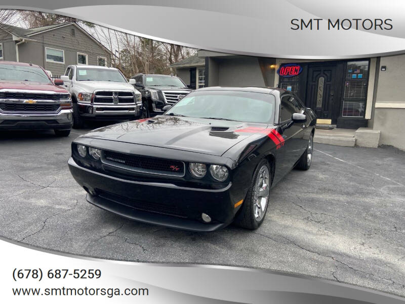 2014 Dodge Challenger R/T's photo