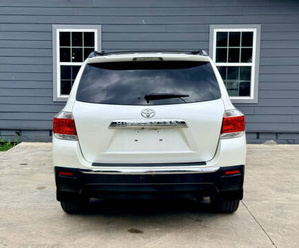 2013 Toyota Highlander Plus