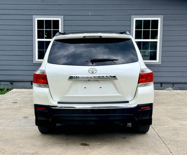 2013 Toyota Highlander Plus