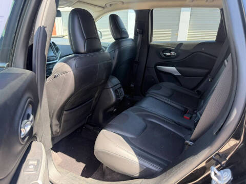 2018 Jeep Cherokee Latitude Plus