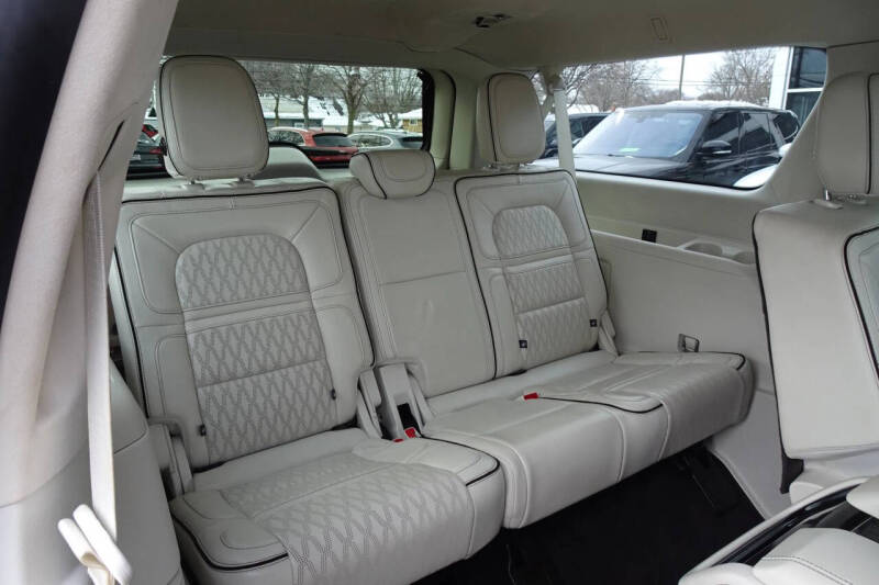 2018 Lincoln Navigator L Black Label