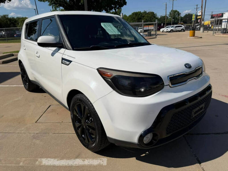2016 Kia Soul +
