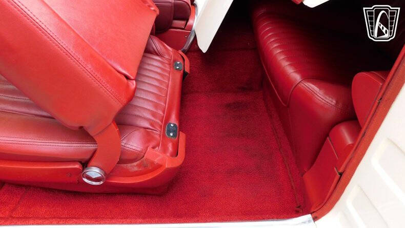 1962 Ford Thunderbird