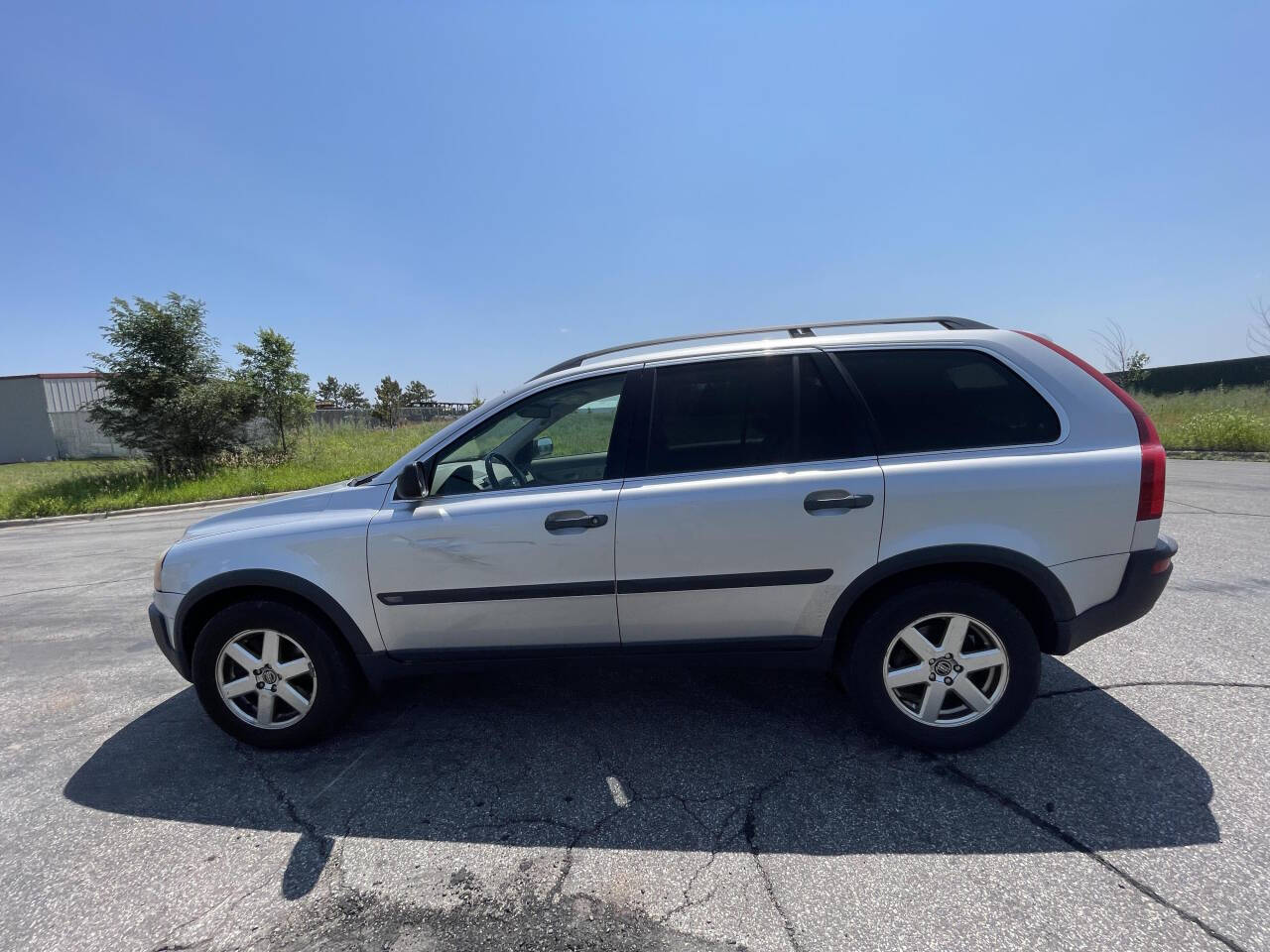 2005 Volvo XC90 for sale at Twin Cities Auctions in Elk River, MN