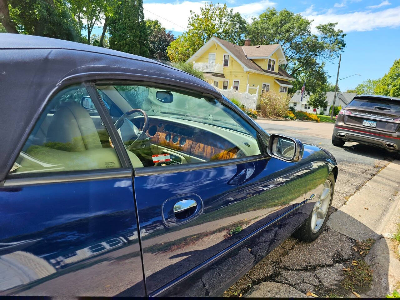 1998 Jaguar XK-Series 76