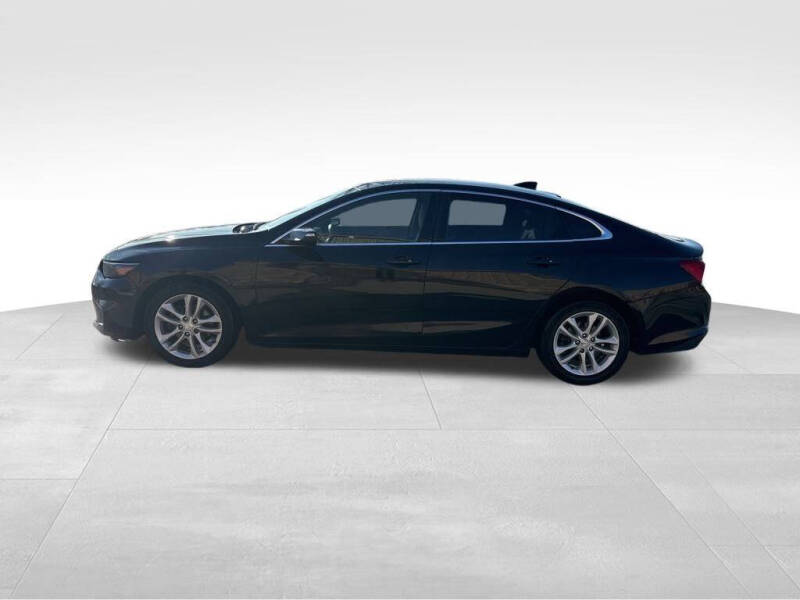 Used 2017 Chevrolet Malibu 1LT with VIN 1G1ZE5ST1HF123031 for sale in Maysville, KY