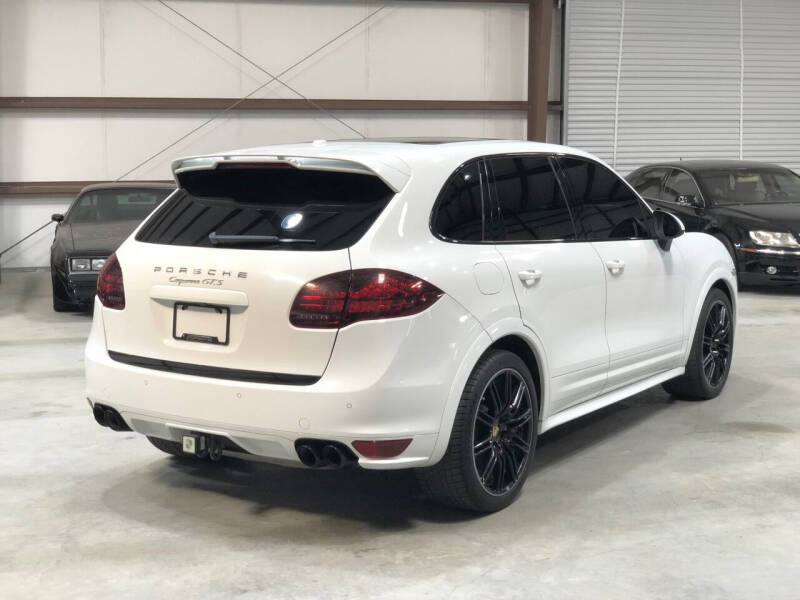 2013 Porsche Cayenne GTS